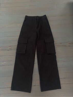 Aritzia high rise cargo utility pants